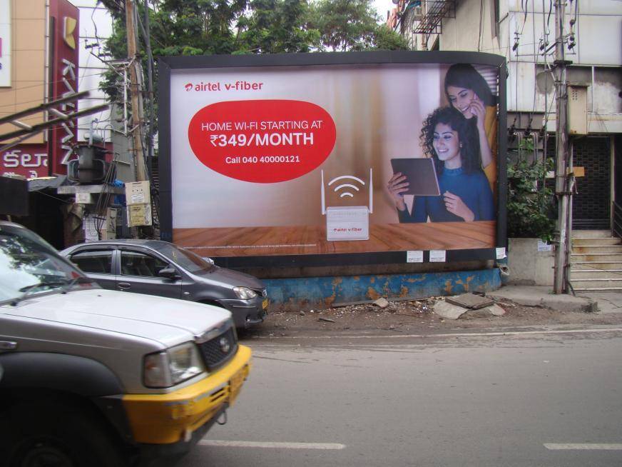 Outdoor Advertising image