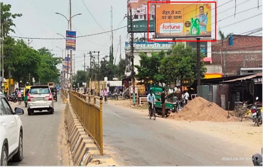 Outdoor Advertising image