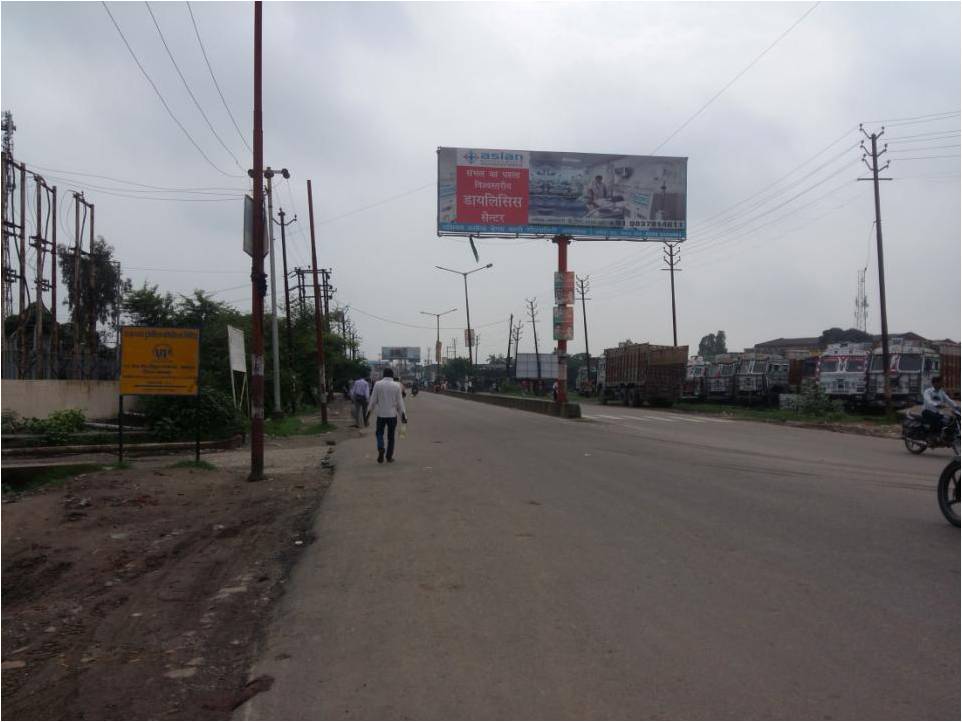 Outdoor Advertising image