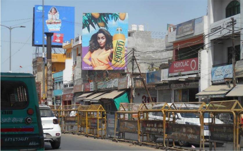 Outdoor Advertising image