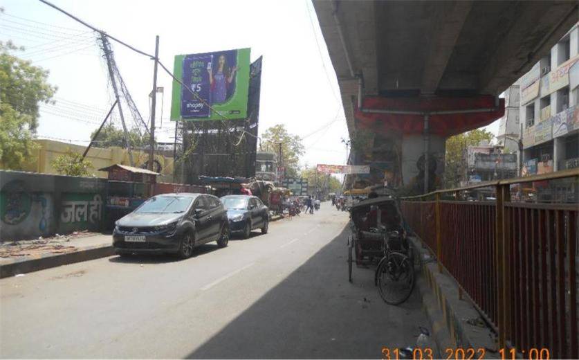 Outdoor Advertising image