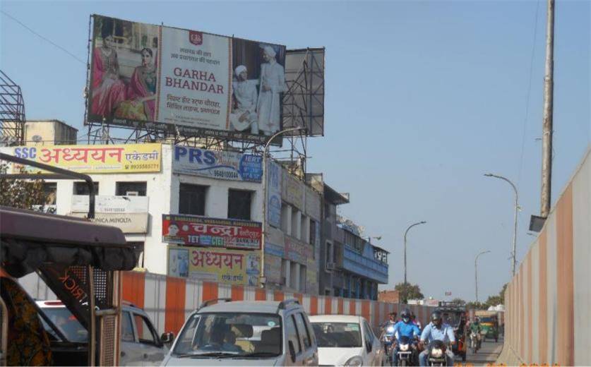 Outdoor Advertising image