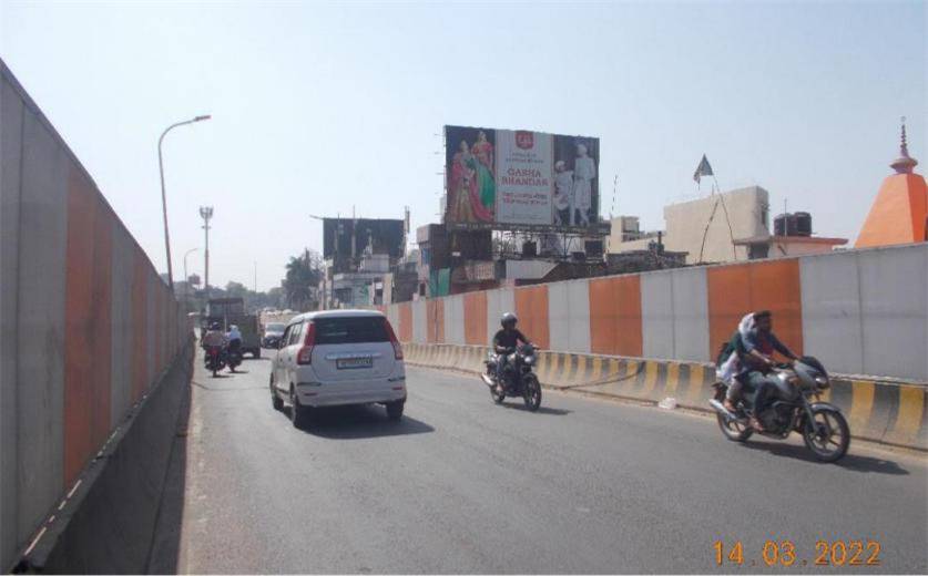 Outdoor Advertising image
