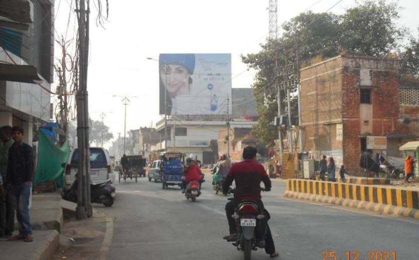 Outdoor Advertising image