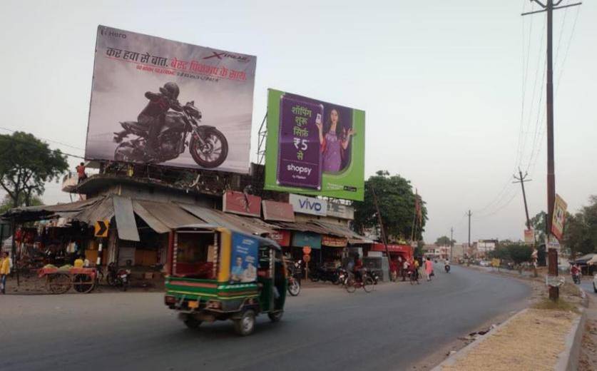 Outdoor Advertising image