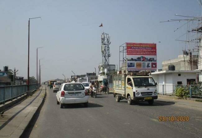 Outdoor Advertising image