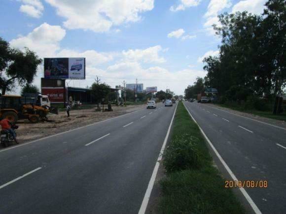 Outdoor Advertising image