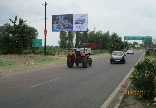 Outdoor Advertising image