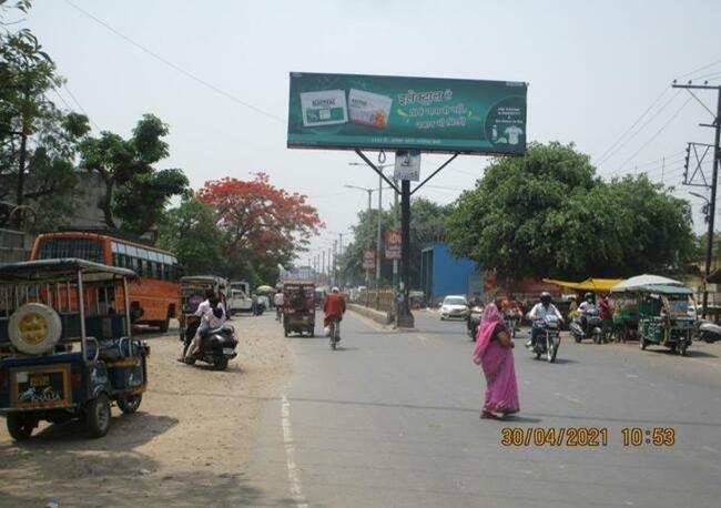 Outdoor Advertising image