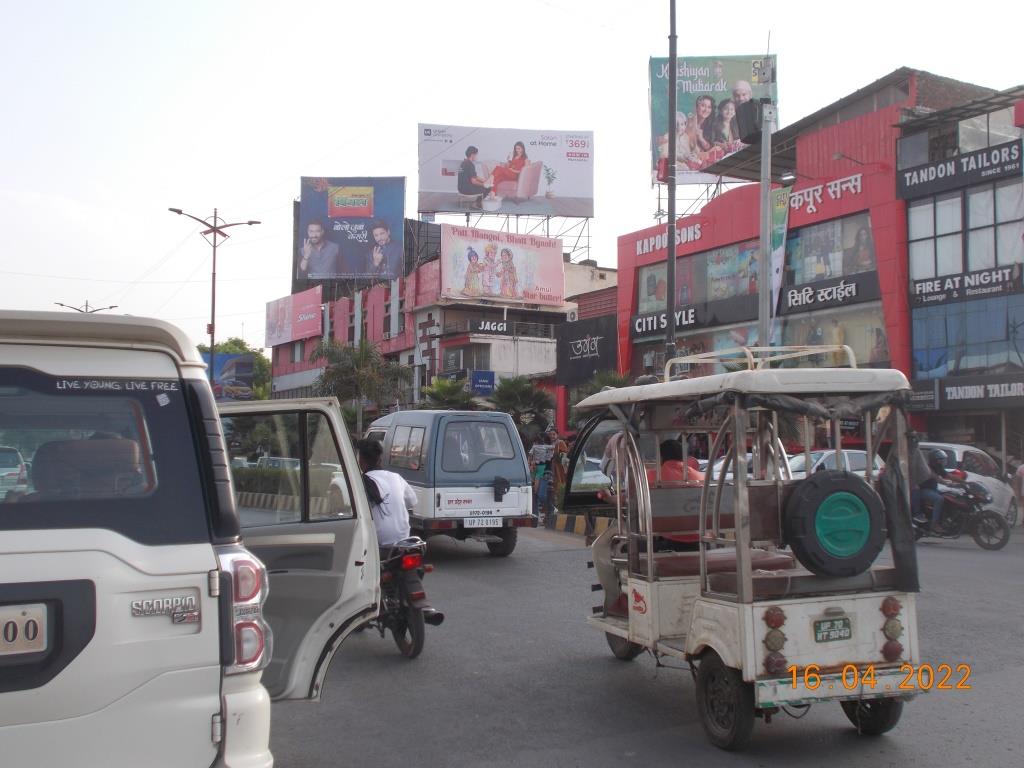 Outdoor Advertising image