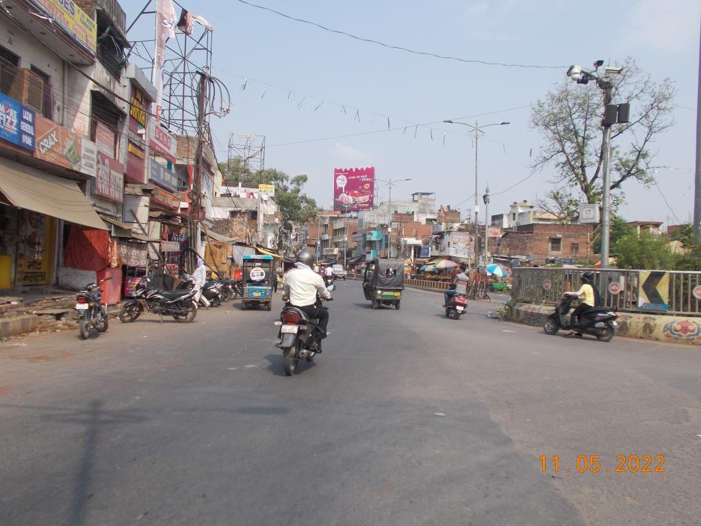 Outdoor Advertising image