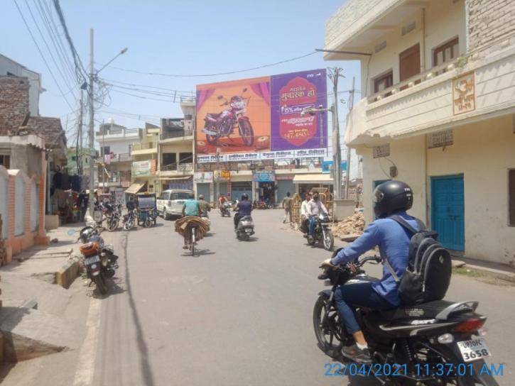Outdoor Advertising image