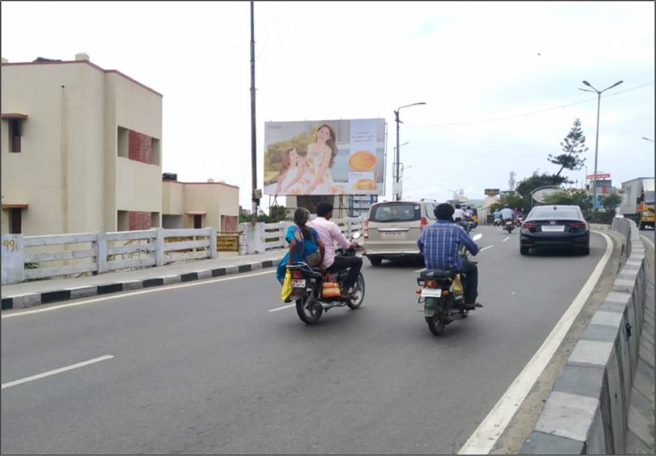 Outdoor Advertising image