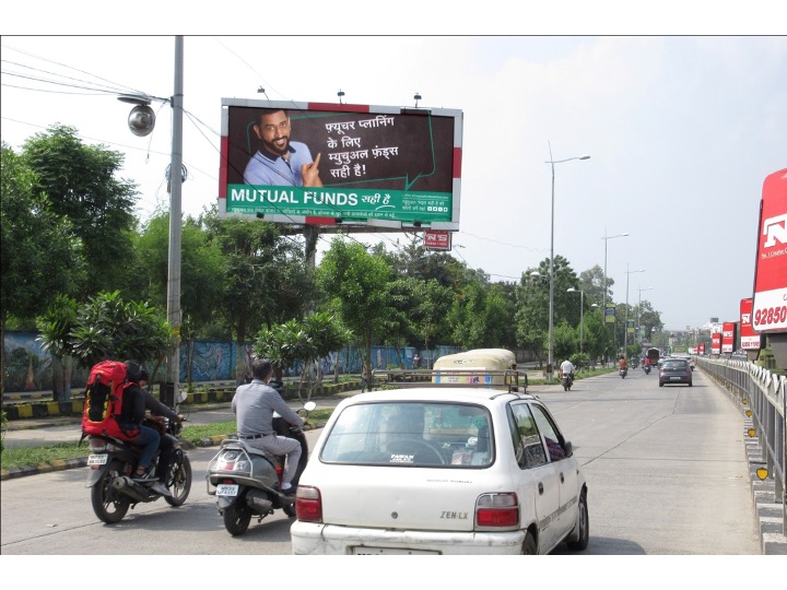 Outdoor Advertising image