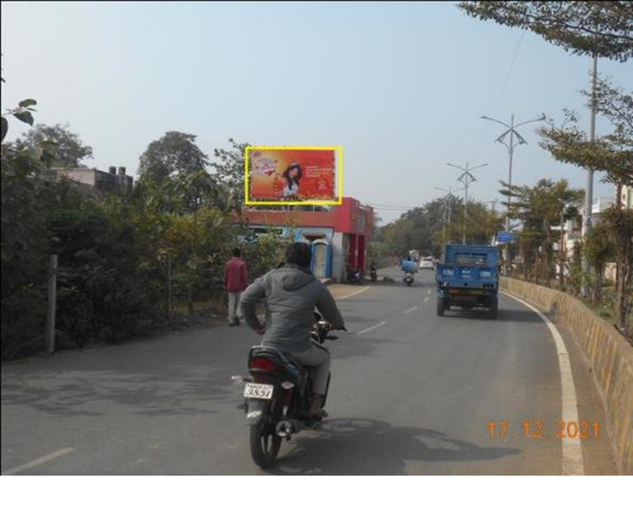 Outdoor Advertising image