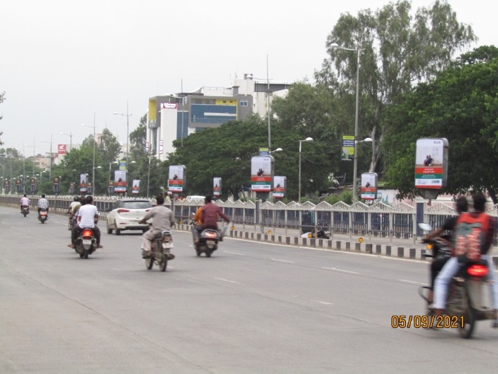 Outdoor Advertising image