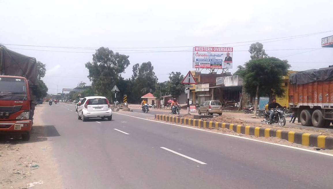Billboard -Near Geeta Dwar, Kurukshetra, Haryana Billboard -Near Geeta Dwar, Kurukshetra, Haryana