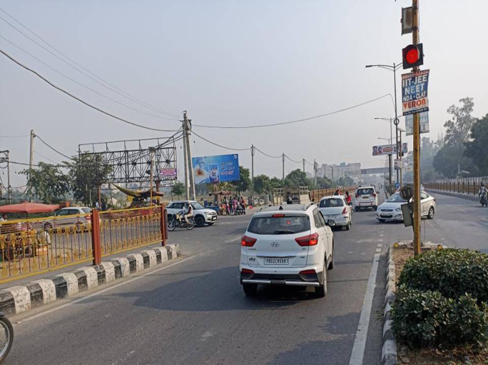 Unipole - Airport Road, Amritsar, Punjab Unipole - Airport Road, Amritsar, Punjab