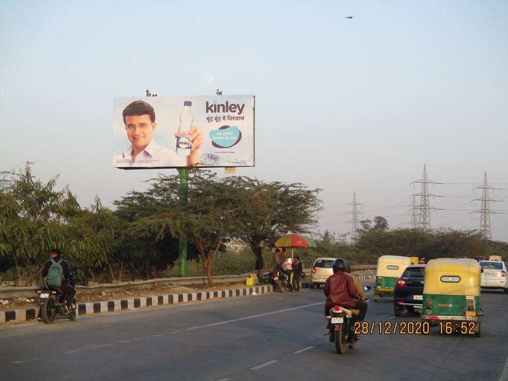 Unipole Burari / Wazirabad Towards Khajuri / Bhajanpura East Delhi Delhi (NCR) Unipole Burari / Wazirabad Towards Khajuri / Bhajanpura East Delhi Delhi (NCR)
