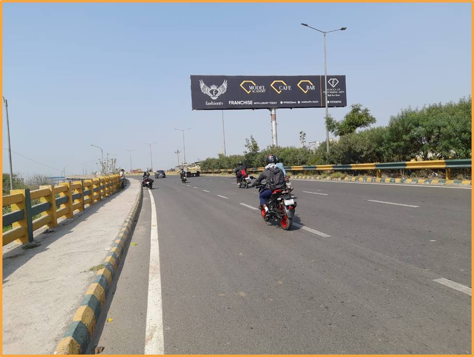 Unipole Siddharth Vihar Ghaziabad Delhi (NCR)