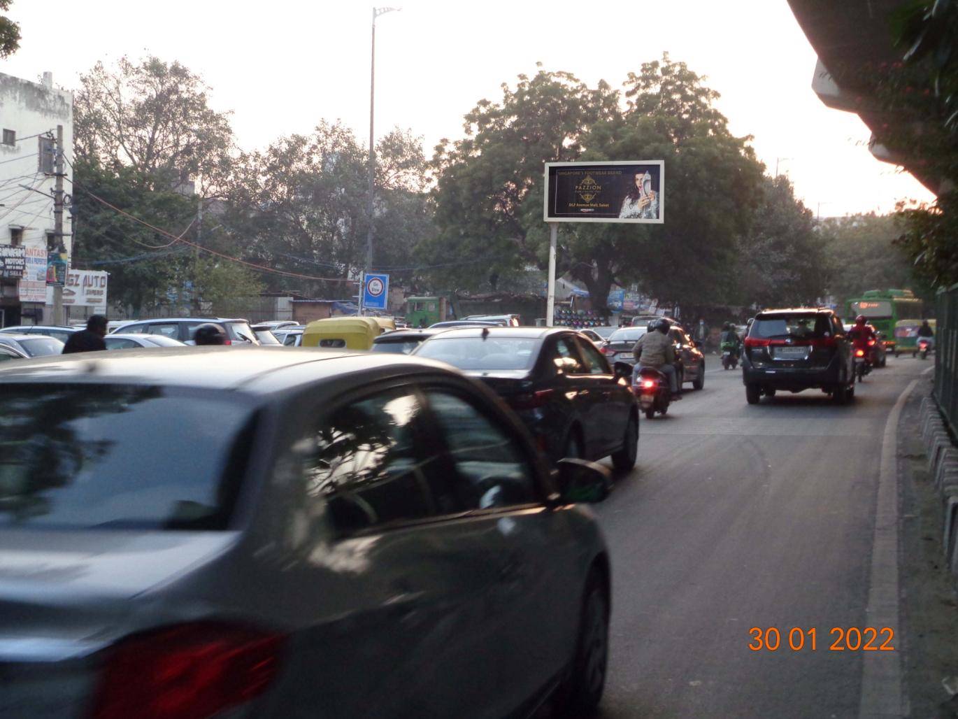 Unipole Ramesh Nagar Car Mkt
West Delhi Delhi (NCR) Unipole Ramesh Nagar Car Mkt
West Delhi Delhi (NCR)