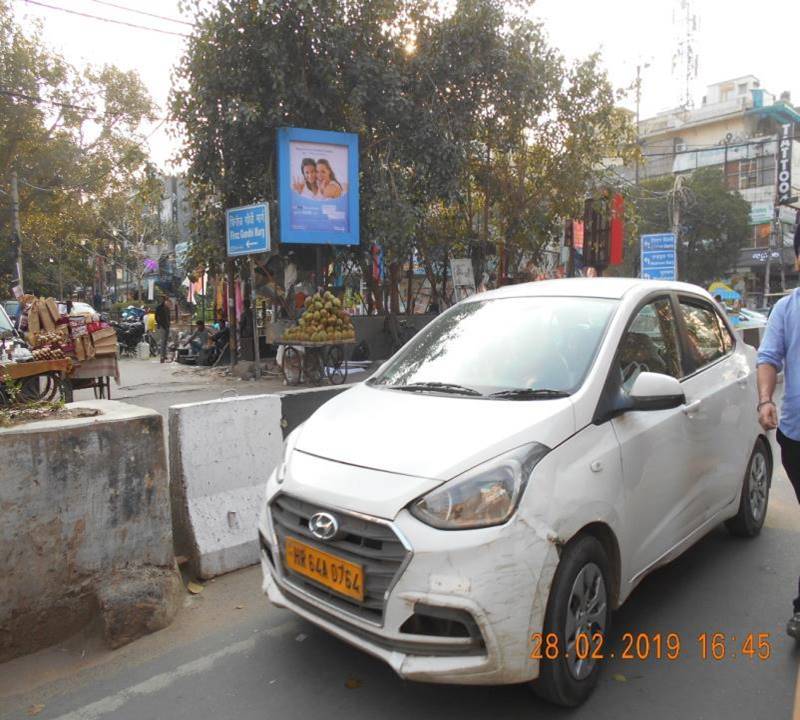 Minipole Lajpat Nagar Market Towards Defence Colony South Delhi Delhi (NCR) Minipole Lajpat Nagar Market Towards Defence Colony South Delhi Delhi (NCR)