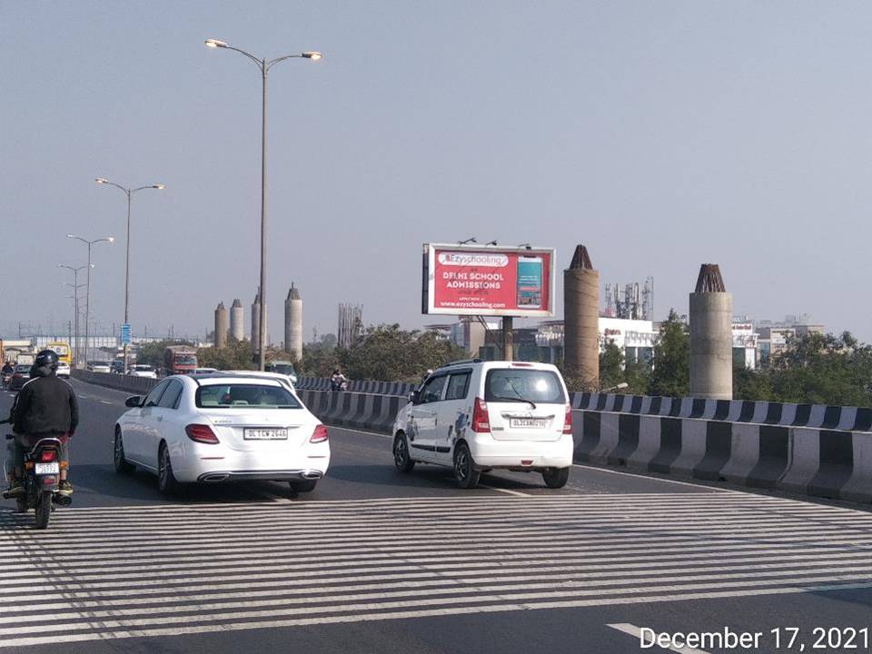 Unipole Haider Pur Flyover North Delhi Delhi (NCR) Unipole Haider Pur Flyover North Delhi Delhi (NCR)