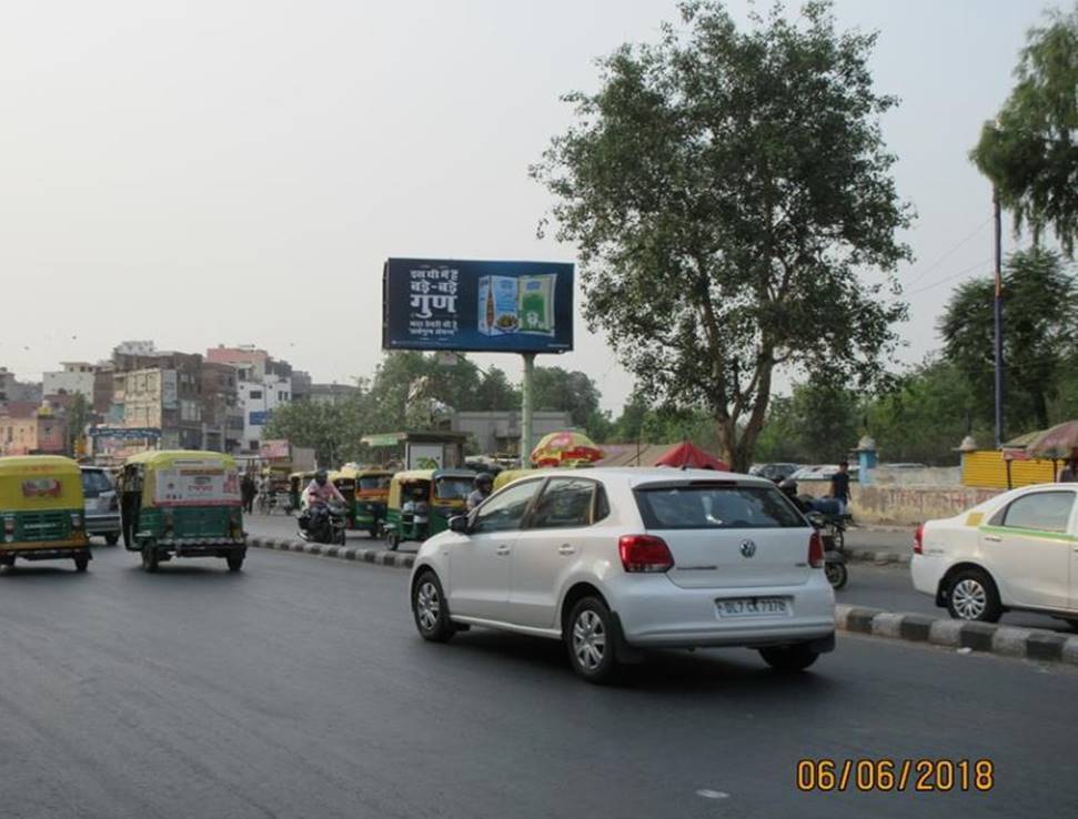 Unipole Trilokpuri / Nh24 Towards Laxmi Nagar / Ito East Delhi Delhi (NCR) Unipole Trilokpuri / Nh24 Towards Laxmi Nagar / Ito East Delhi Delhi (NCR)