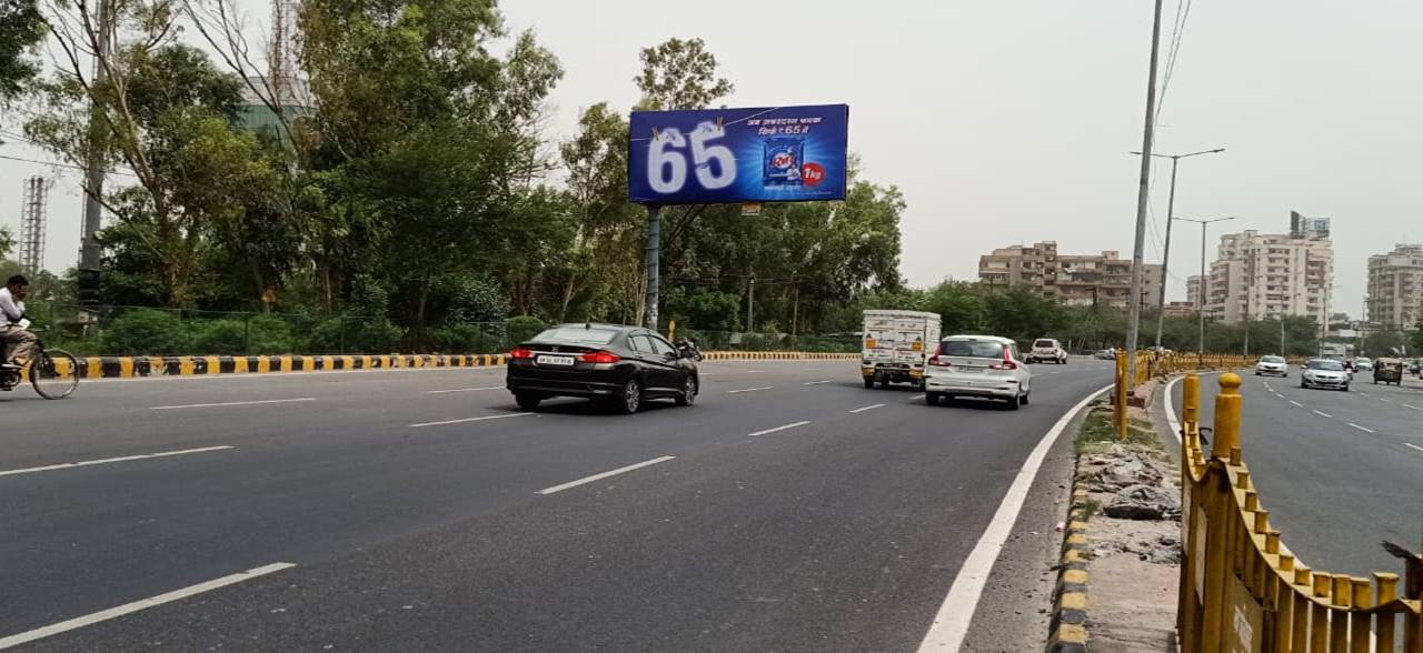 Unipole Link Road Near Dabur Ghaziabad Delhi (NCR) Unipole Link Road Near Dabur Ghaziabad Delhi (NCR)