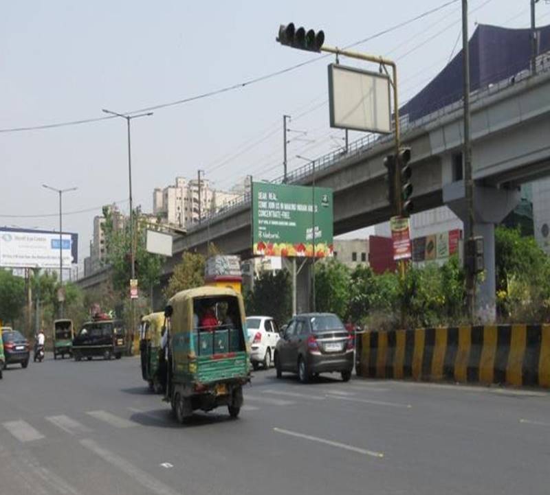 Unipole Outside Wave Cinema, Kaushambi Ghaziabad Delhi (NCR) Unipole Outside Wave Cinema, Kaushambi Ghaziabad Delhi (NCR)