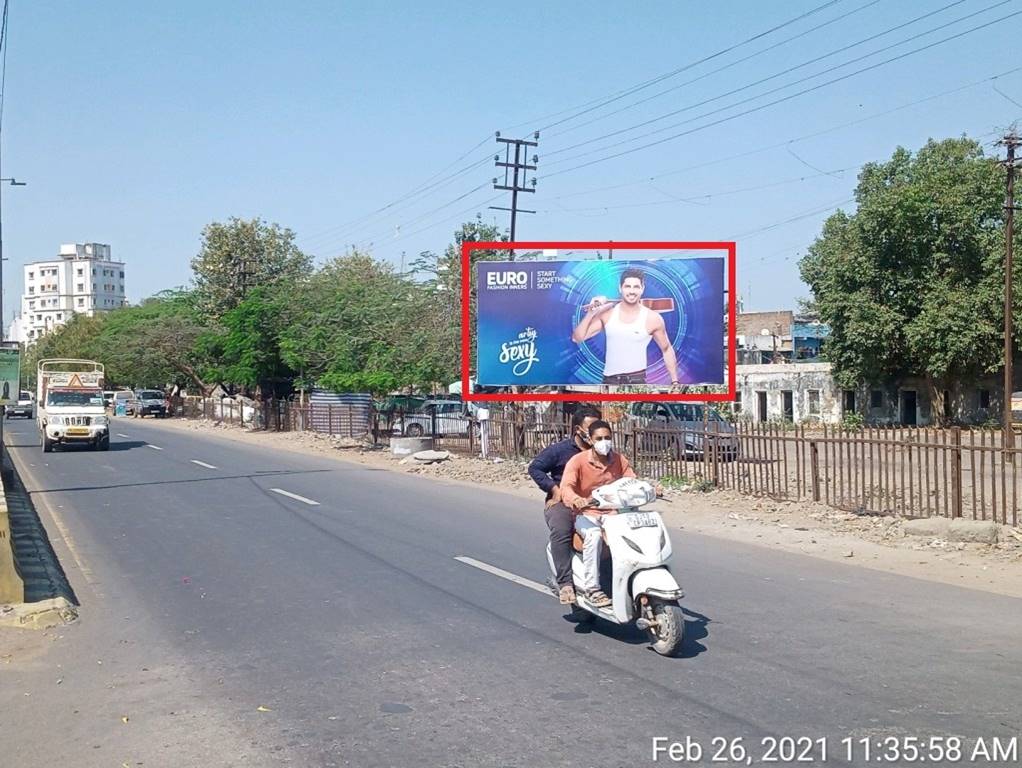 Billboard - Facing Amber Cinema Facing Gulab Nagar, Jamnagar, Gujarat Billboard - Facing Amber Cinema Facing Gulab Nagar, Jamnagar, Gujarat