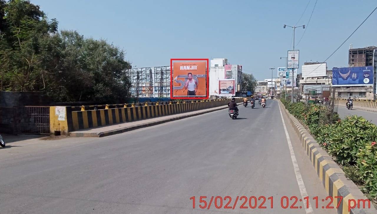 Billboard - Kalwa Chowk Bridge, Facing M.G. Road, Junagadh, Gujarat Billboard - Kalwa Chowk Bridge, Facing M.G. Road, Junagadh, Gujarat