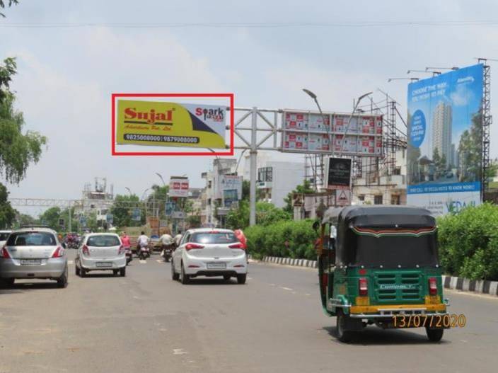 Cantilever Unipole - Harni Lake to Airport Circle, Vadodara, Gujarat Cantilever Unipole - Harni Lake to Airport Circle, Vadodara, Gujarat