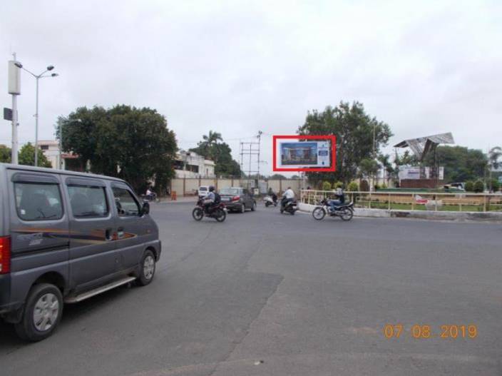 Unipole - Sangam to Airport, Vadodara, Gujarat Unipole - Sangam to Airport, Vadodara, Gujarat