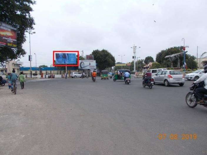 Unipole - Airport Circle to Amitnagar, Vadodara, Gujarat Unipole - Airport Circle to Amitnagar, Vadodara, Gujarat