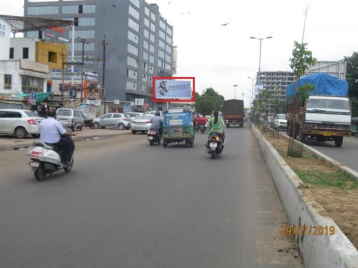 Unipole - Karelibaug Muktanand to L&T Circle, Vadodara, Gujarat Unipole - Karelibaug Muktanand to L&T Circle, Vadodara, Gujarat
