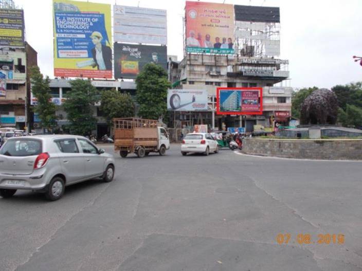 Unipole - Nizampura VAD Circle to Fatehgunj, Vadodara, Gujarat Unipole - Nizampura VAD Circle to Fatehgunj, Vadodara, Gujarat