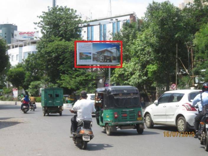 Unipole - Gotri To Natubhai Circle, Vadodara, Gujarat Unipole - Gotri To Natubhai Circle, Vadodara, Gujarat