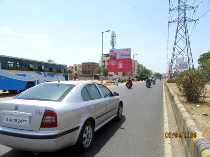 Billboard - Sangam to Mahavir Hall, Vadodara, Gujarat Billboard - Sangam to Mahavir Hall, Vadodara, Gujarat