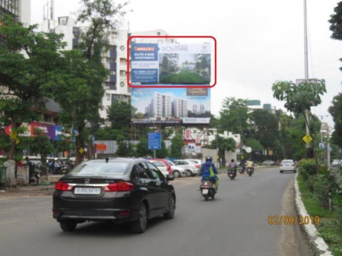 Billboard - Natubhai Circle To Bird Circle, Vadodara, Gujarat Billboard - Natubhai Circle To Bird Circle, Vadodara, Gujarat