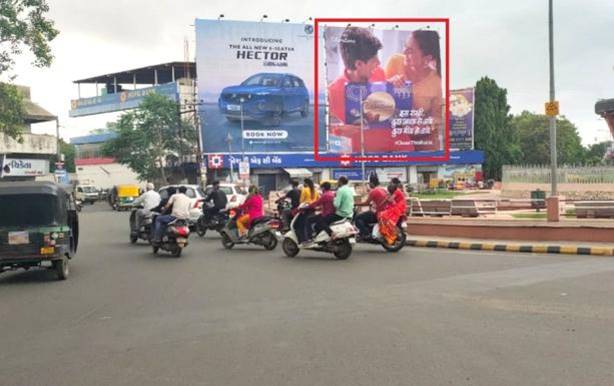 Billboard - Bhaktinagar Circle, Rajkot, Gujarat Billboard - Bhaktinagar Circle, Rajkot, Gujarat