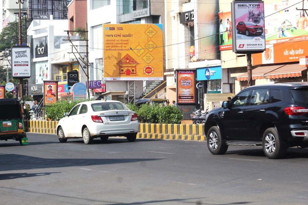 Billboard - Kotecha Chowk, Rajkot, Gujarat Billboard - Kotecha Chowk, Rajkot, Gujarat
