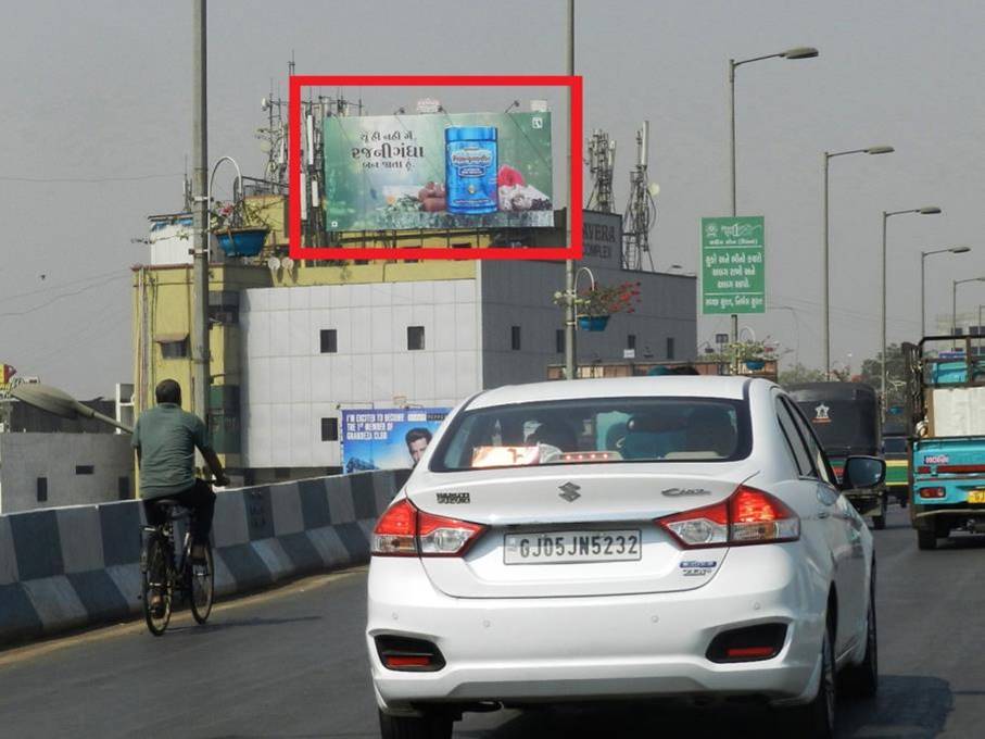 Billboard - Udhana Main Road, Surat, Gujarat Billboard - Udhana Main Road, Surat, Gujarat