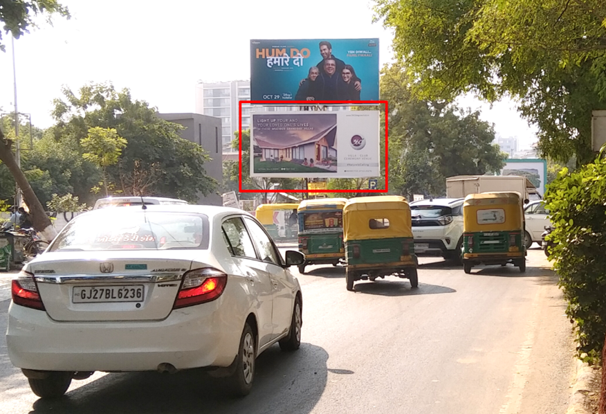 Unipole - 101 Ft Road, Ahmedabad, Gujarat Unipole - 101 Ft Road, Ahmedabad, Gujarat