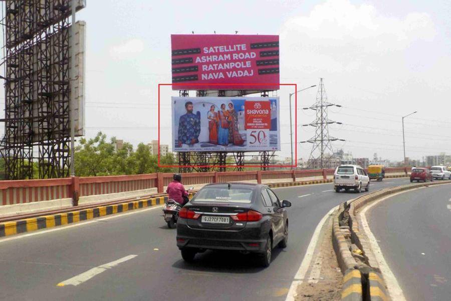 Billboard - Sabarmati Flyover, Ahmedabad, Gujarat Billboard - Sabarmati Flyover, Ahmedabad, Gujarat