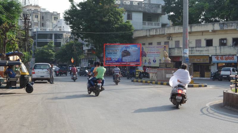 Billboard - Juna Thana Junction, Navsari, Gujarat Billboard - Juna Thana Junction, Navsari, Gujarat