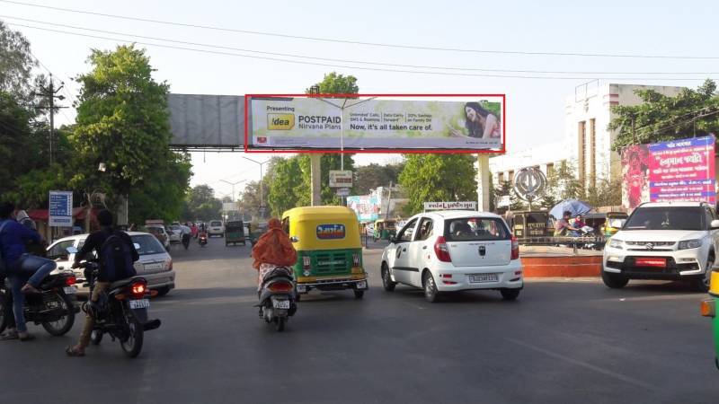 Gantry - Amul Crossing, Anand, Gujarat Gantry - Amul Crossing, Anand, Gujarat