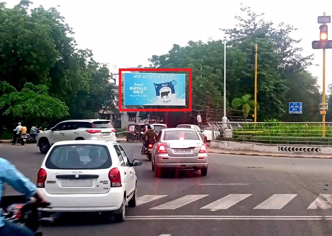 Billboard - Kha 3 Satya Circle, Gandhinagar, Gujarat Billboard - Kha 3 Satya Circle, Gandhinagar, Gujarat