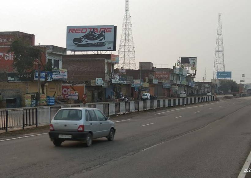 Billboard -Pipli Chowk, Kurukshetra, Haryana Billboard -Pipli Chowk, Kurukshetra, Haryana
