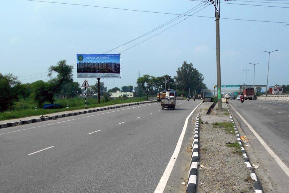 Unipole -Toll Plaza, Panipat, Haryana Unipole -Toll Plaza, Panipat, Haryana